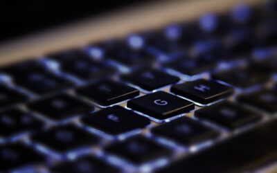 Perbedaan Optical Computing dan Komputasi Elektronik Konvensional